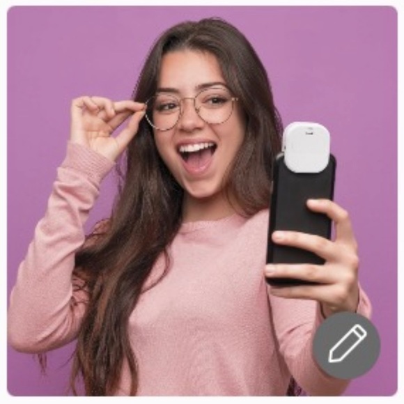 CONAIR - Travel Smart || Selfie Light - Ring Light + Mirror - Picture 1 of 12